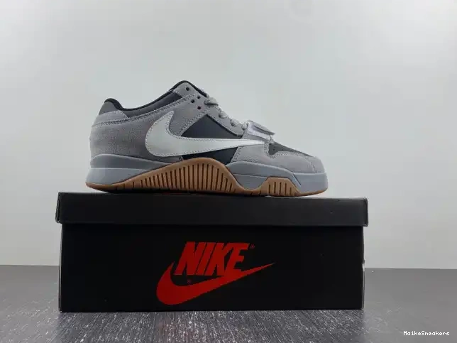 MaikeSneakers X THE TRAVIS CHECK FZ8117-001 CUT JORDAN SCOTT 0508